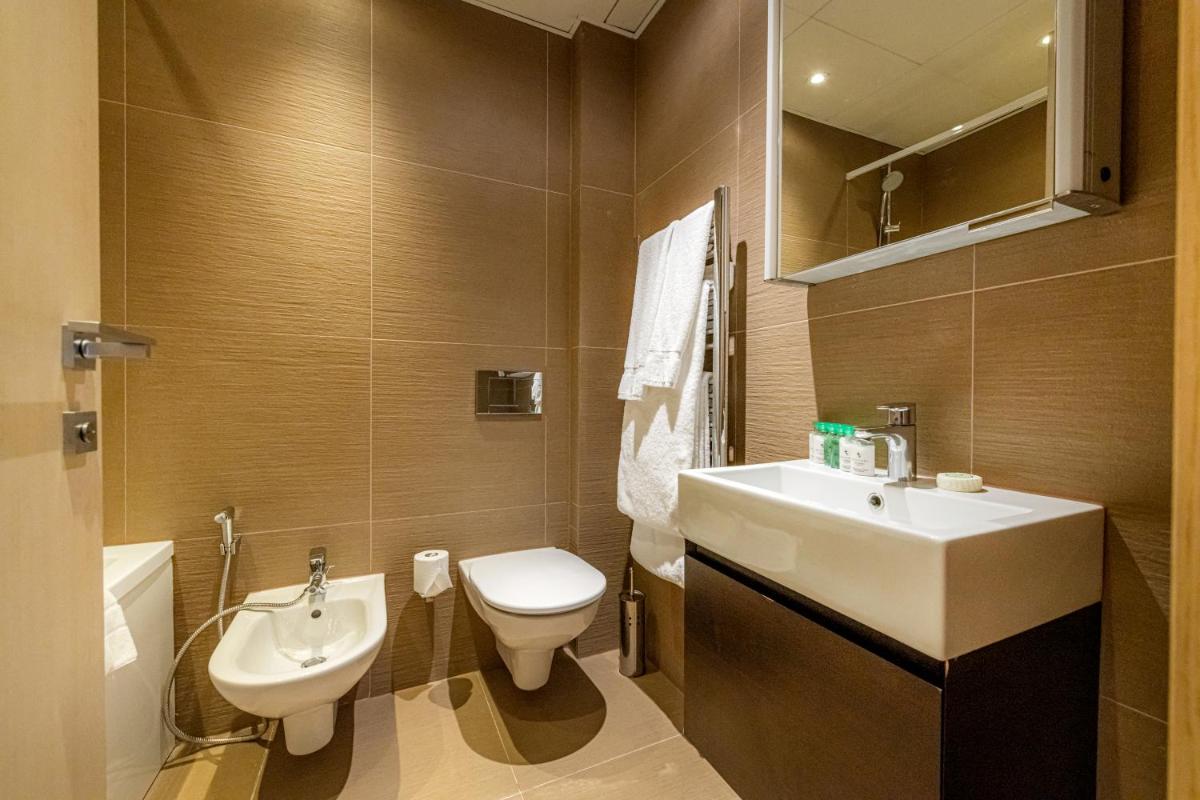 Claverley Court Apartments Knightsbridge