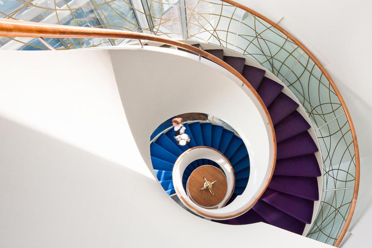 Cliff House Hotel
