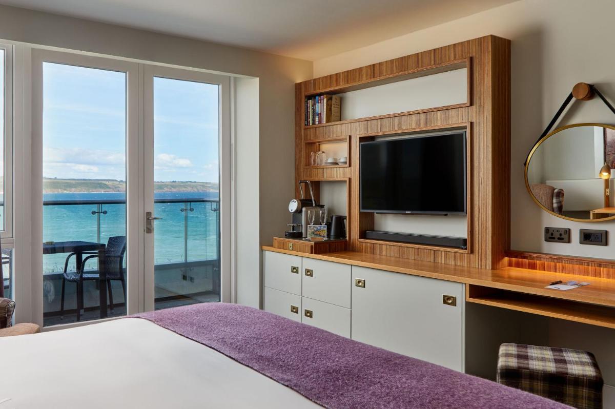 Cliff House Hotel