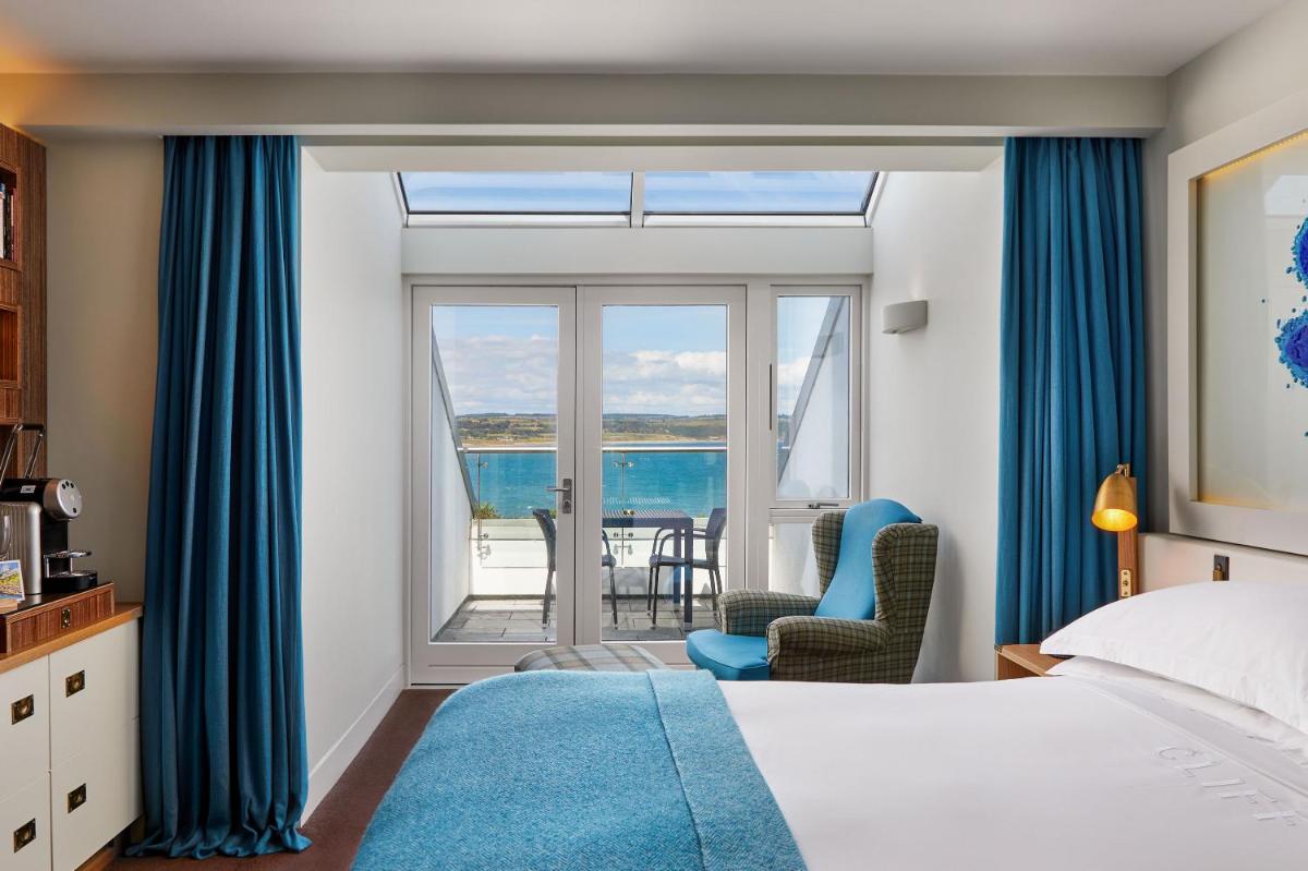 Cliff House Hotel