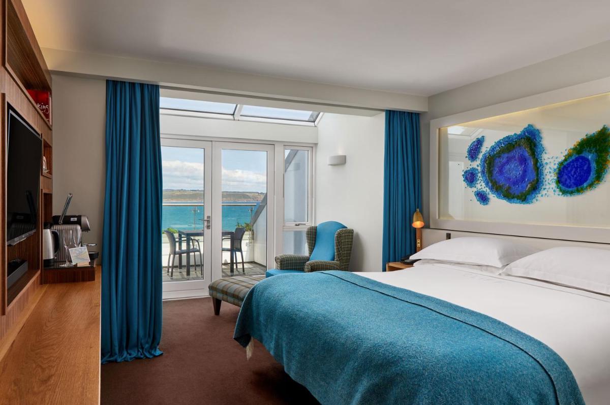 Cliff House Hotel