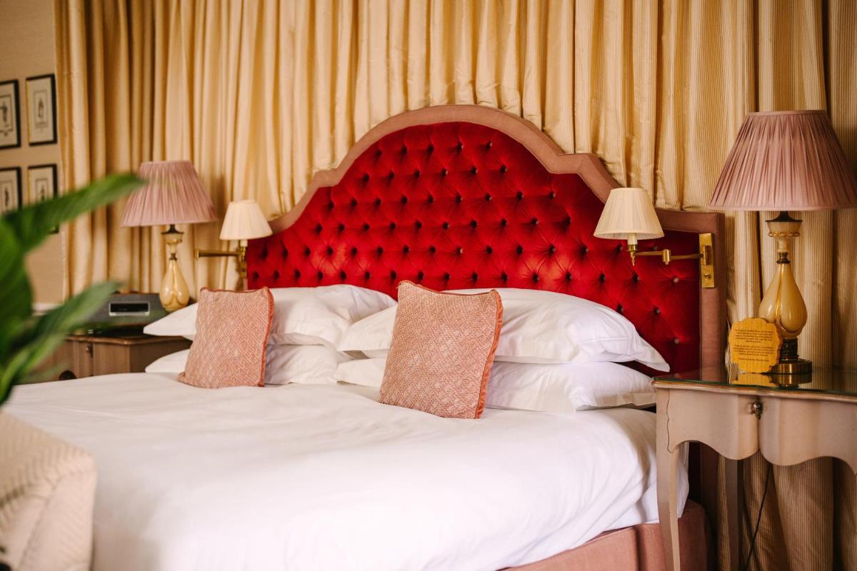 Cliveden House