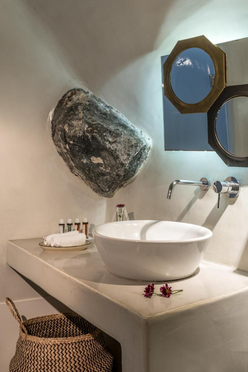 Cocoon Suites
