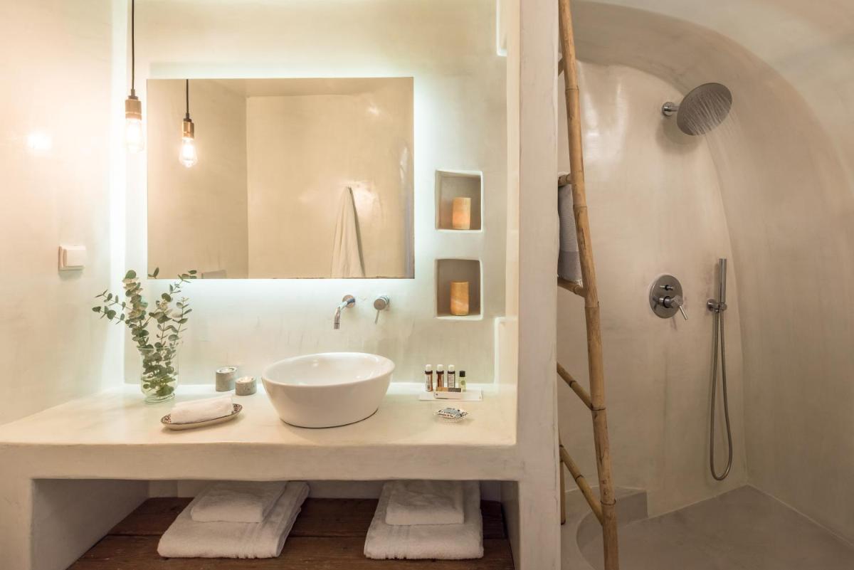 Cocoon Suites