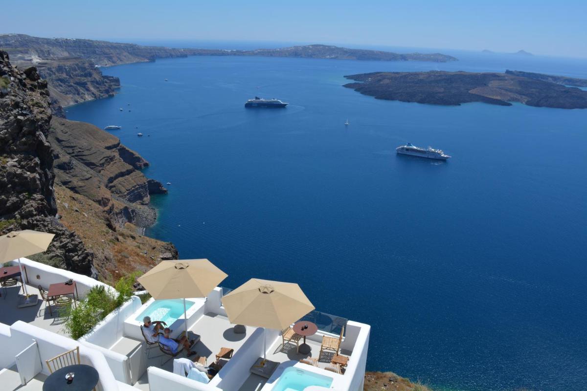 Cocoon Suites