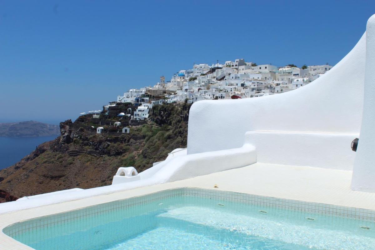 Cocoon Suites