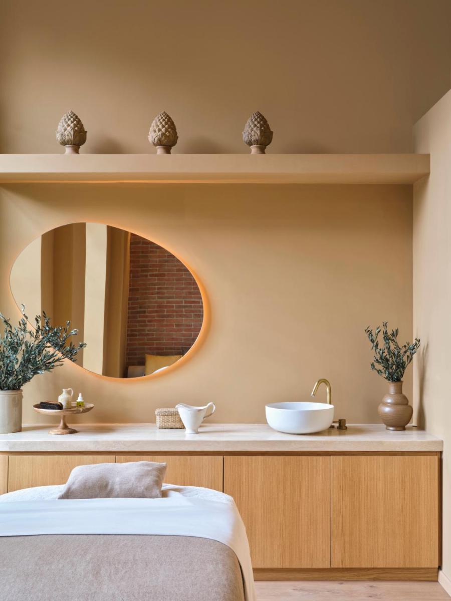 Collegio alla Querce, Auberge Collection