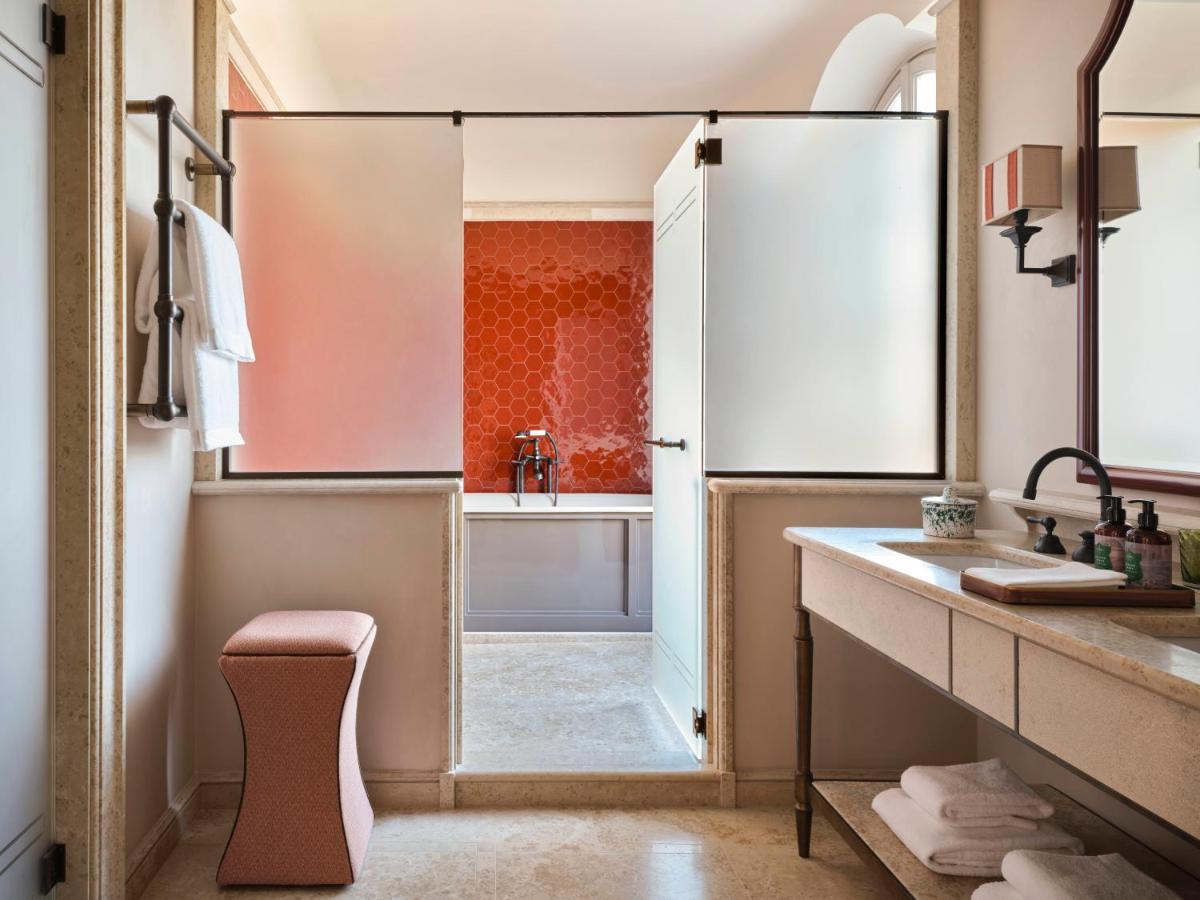 Collegio alla Querce, Auberge Collection