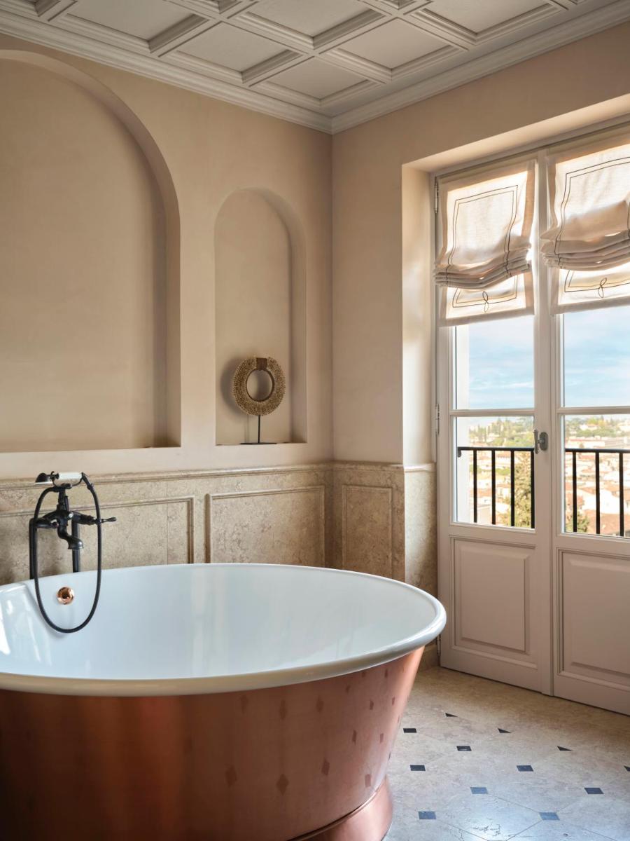 Collegio alla Querce, Auberge Collection