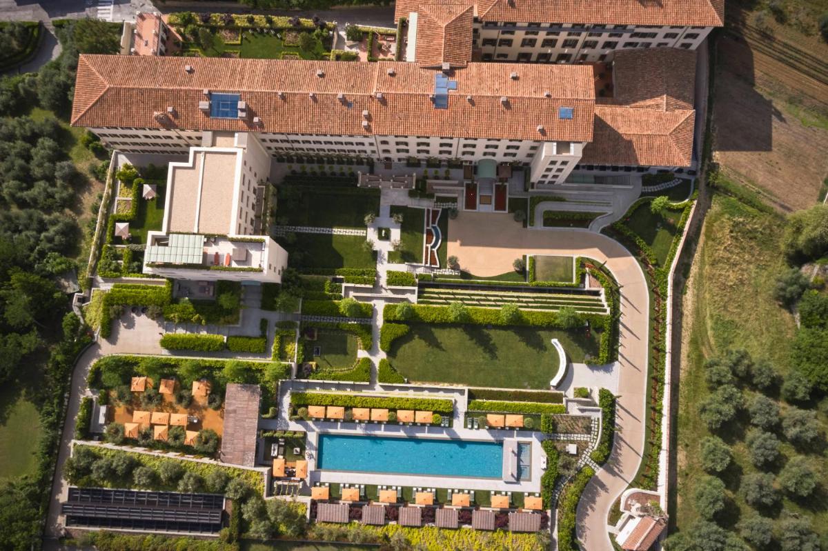 Collegio alla Querce, Auberge Collection