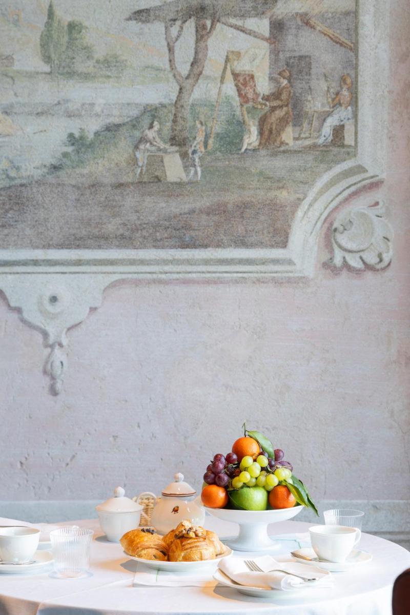 Collegio alla Querce, Auberge Collection