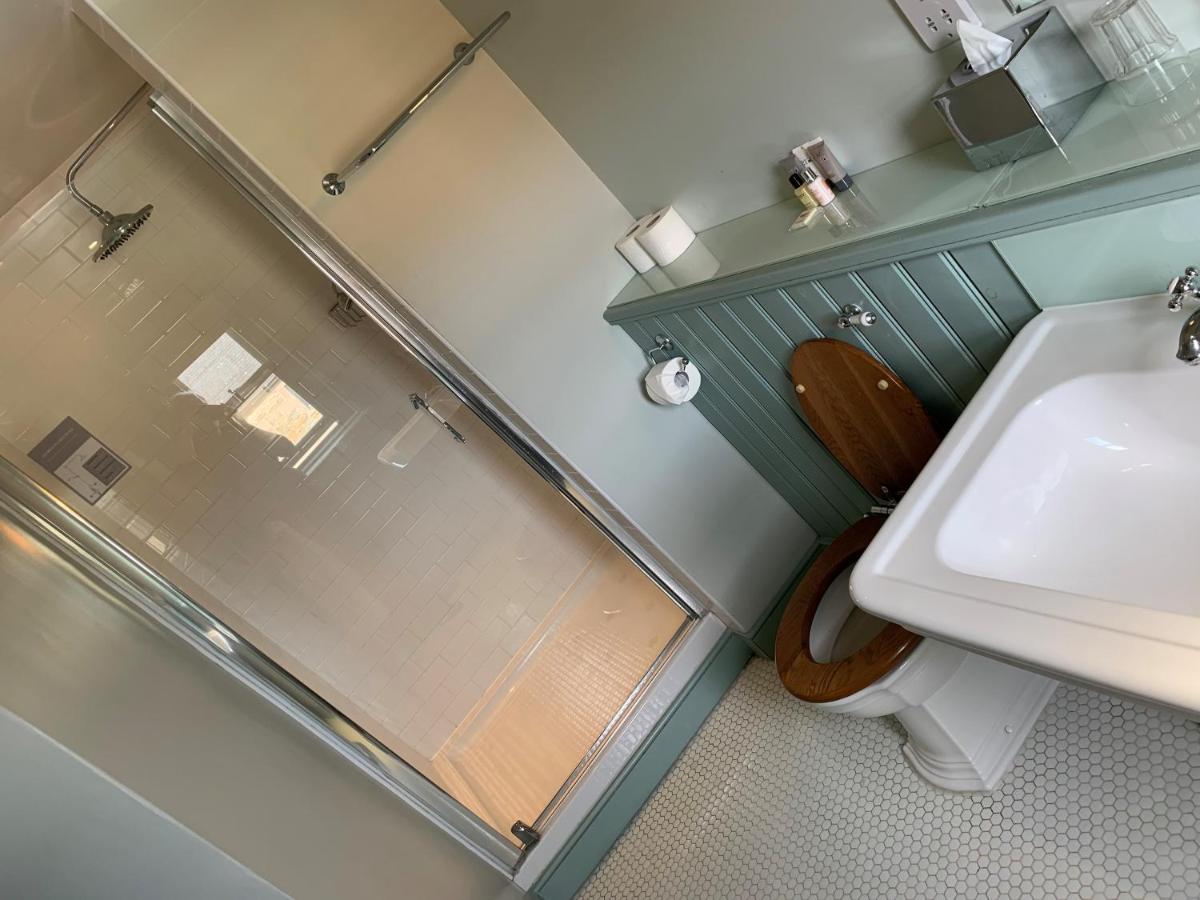 Collingwood Arms Hotel