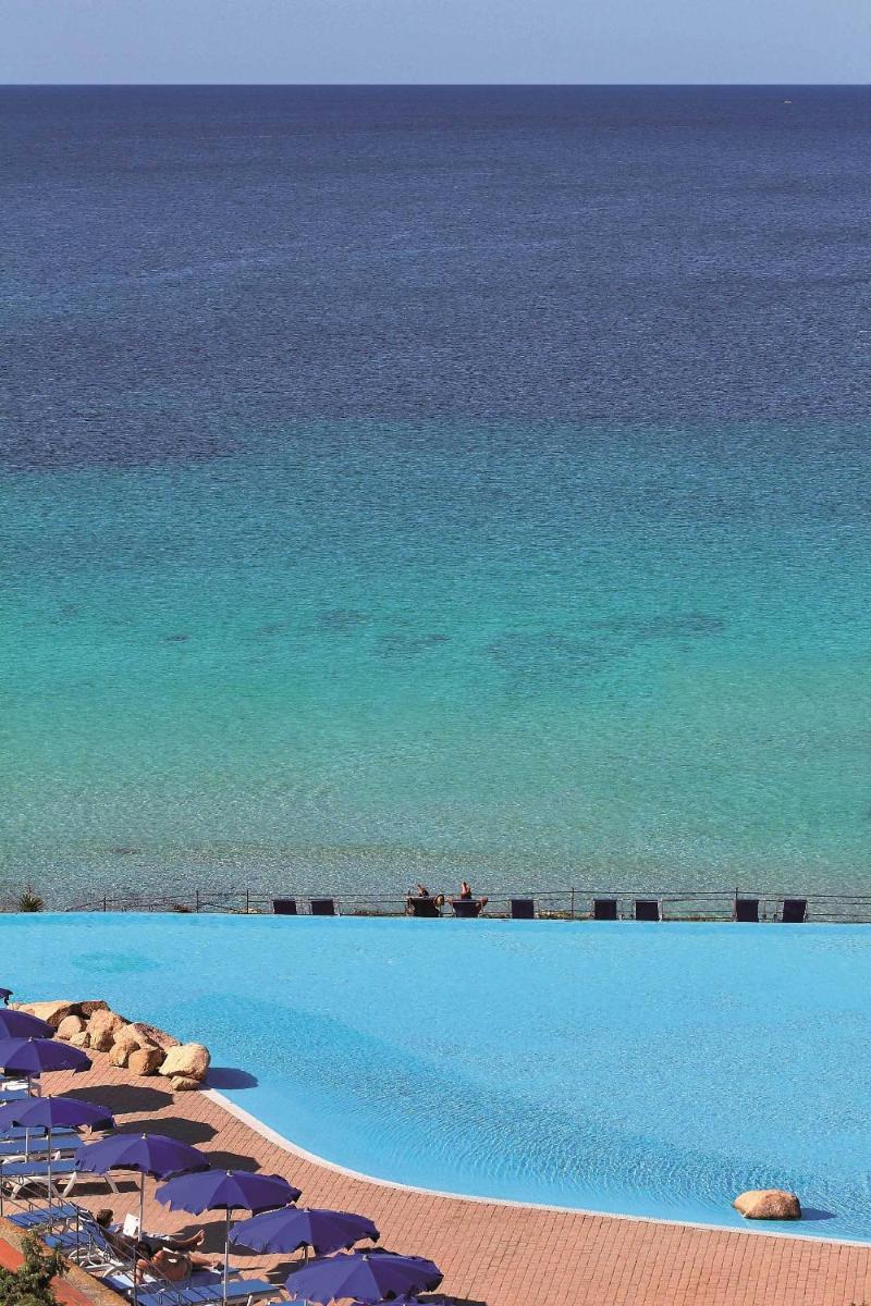 COLONNA GRAND HOTEL CAPO TESTA, a Colonna Luxury Beach Hotel, Santa Teresa Sardegna
