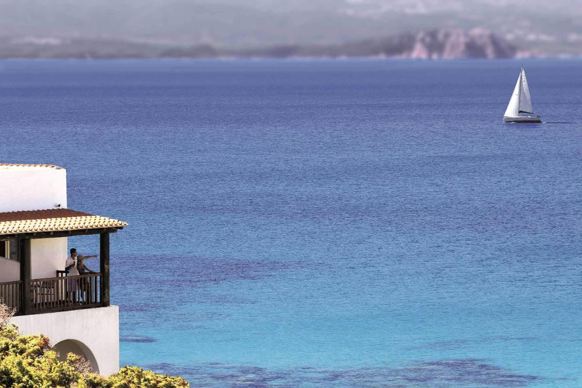 COLONNA GRAND HOTEL CAPO TESTA, a Colonna Luxury Beach Hotel, Santa Teresa Sardegna