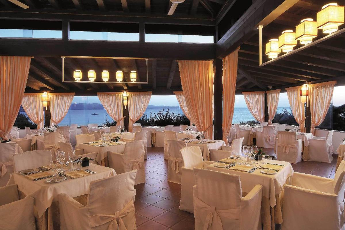 COLONNA GRAND HOTEL CAPO TESTA, a Colonna Luxury Beach Hotel, Santa Teresa Sardegna