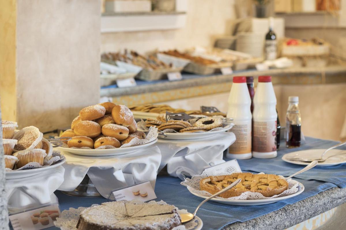 COLONNA RESORT, a Colonna Luxury Beach Hotel, Porto Cervo