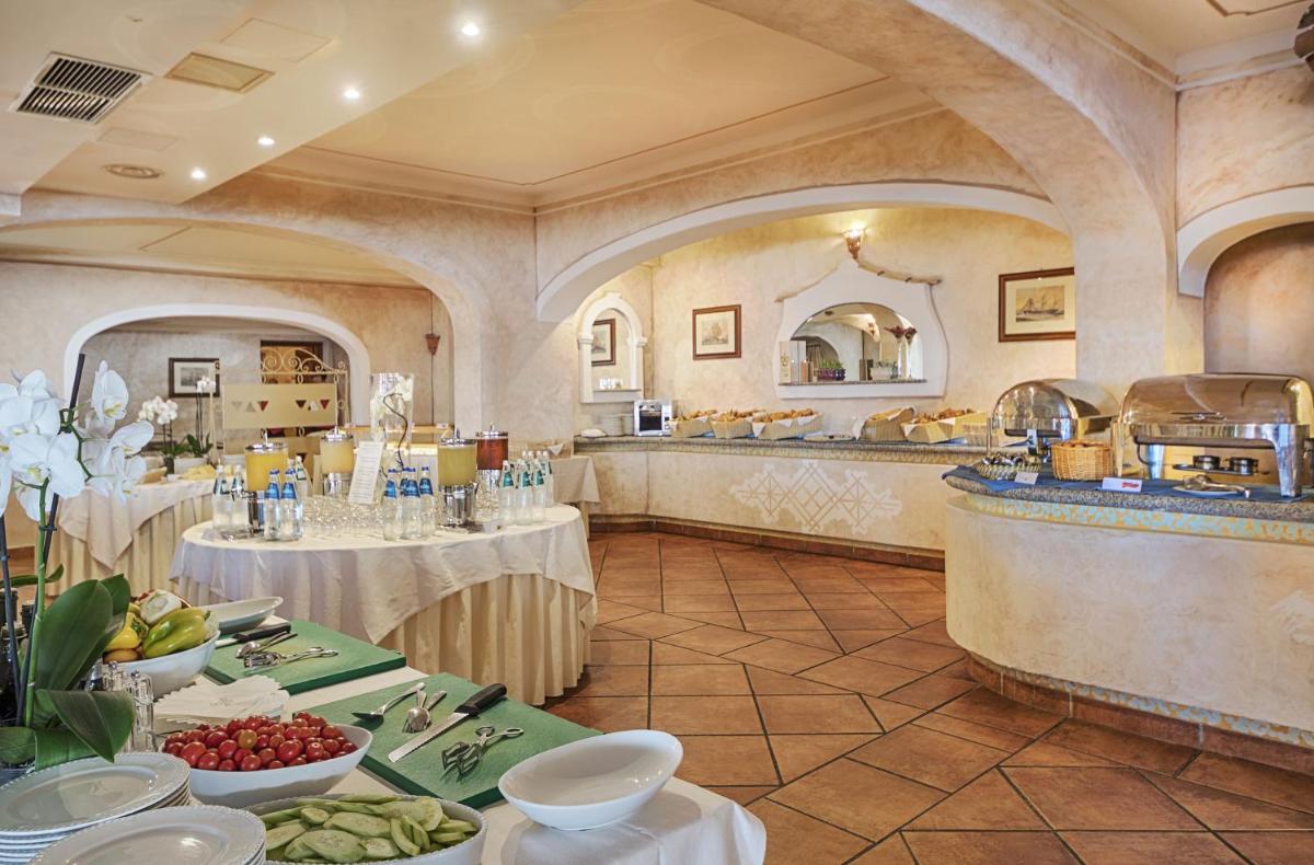 COLONNA RESORT, a Colonna Luxury Beach Hotel, Porto Cervo