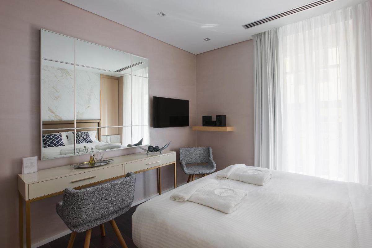 Consolato Boutique