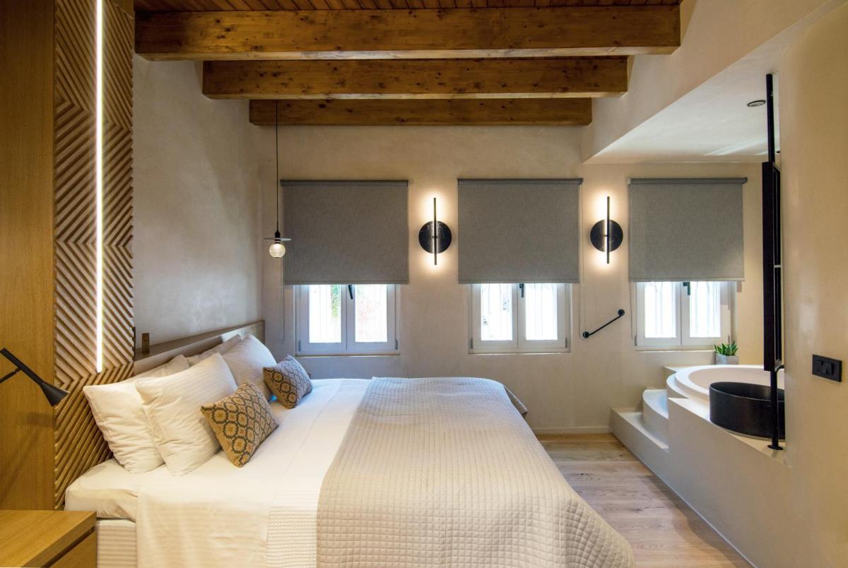 Consolato Boutique
