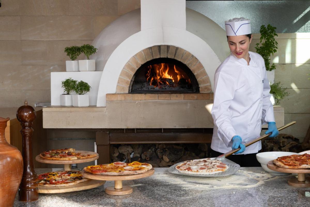 Constantinou Bros Asimina Suites Hotel