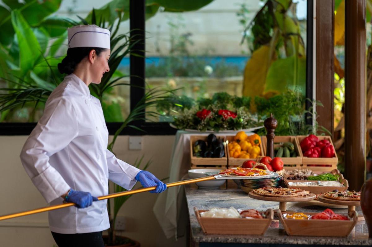 Constantinou Bros Asimina Suites Hotel