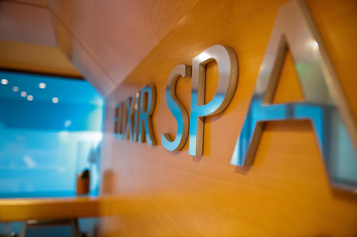 Constantinou Bros Asimina Suites Hotel