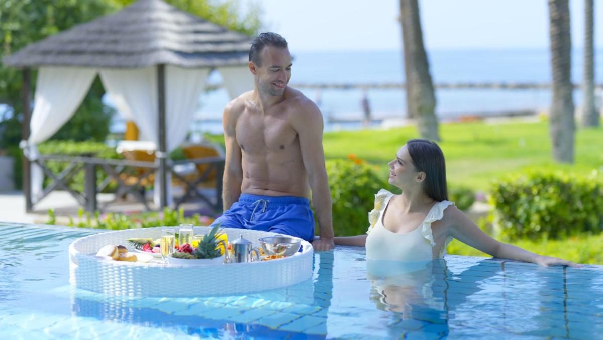 Constantinou Bros Asimina Suites Hotel