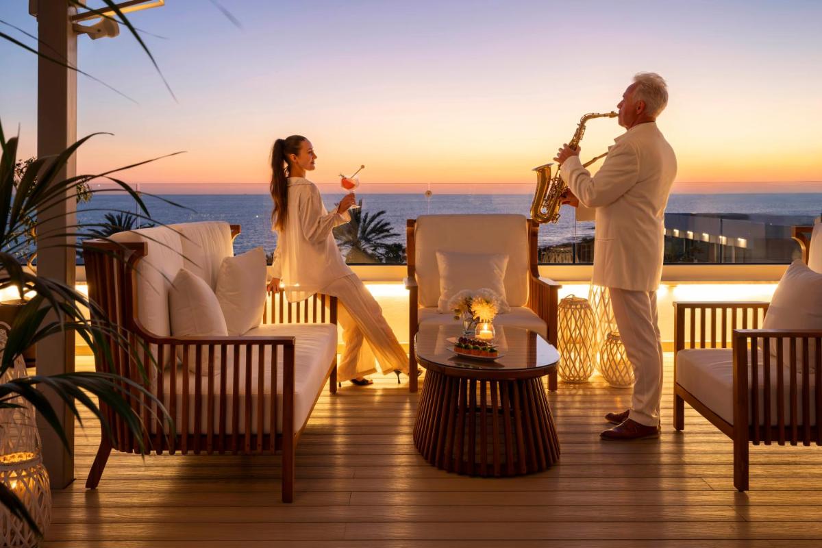 Constantinou Bros Asimina Suites Hotel
