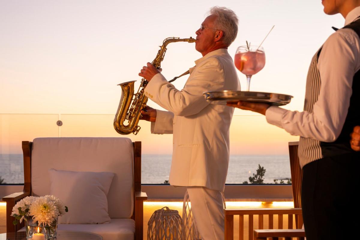 Constantinou Bros Asimina Suites Hotel