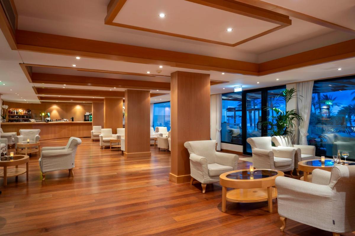 Constantinou Bros Asimina Suites Hotel