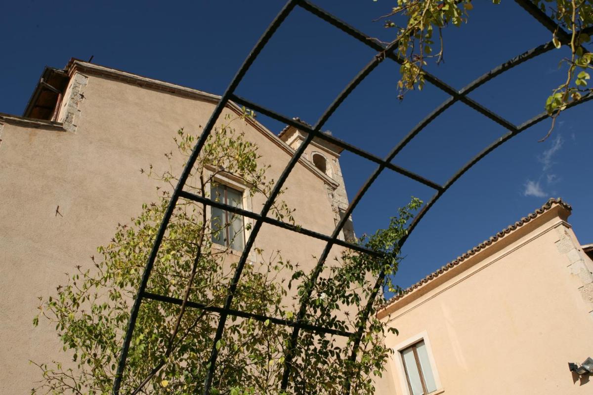 Convento di San Colombo B&B Dimora Storica