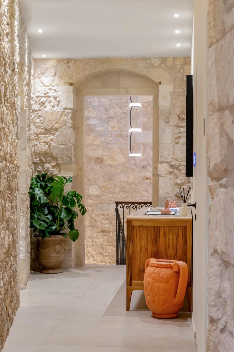 COOL DREAMS Luxury Rooms