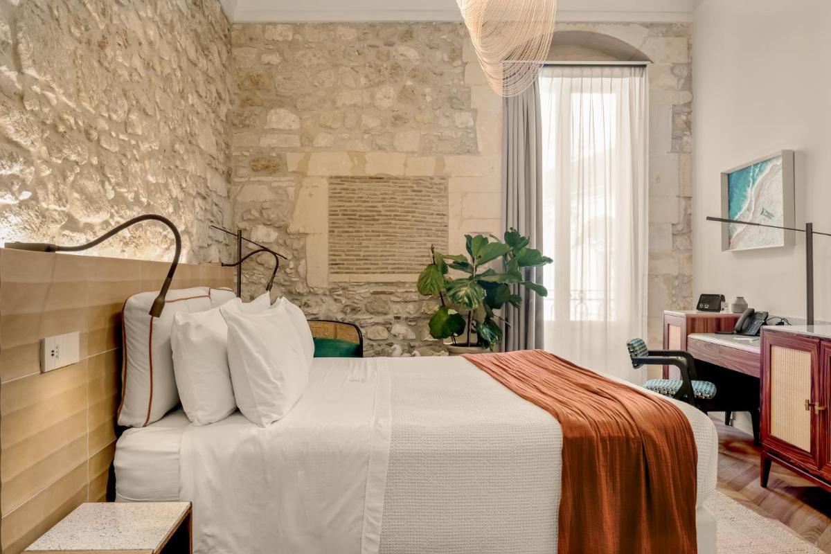 COOL DREAMS Luxury Rooms