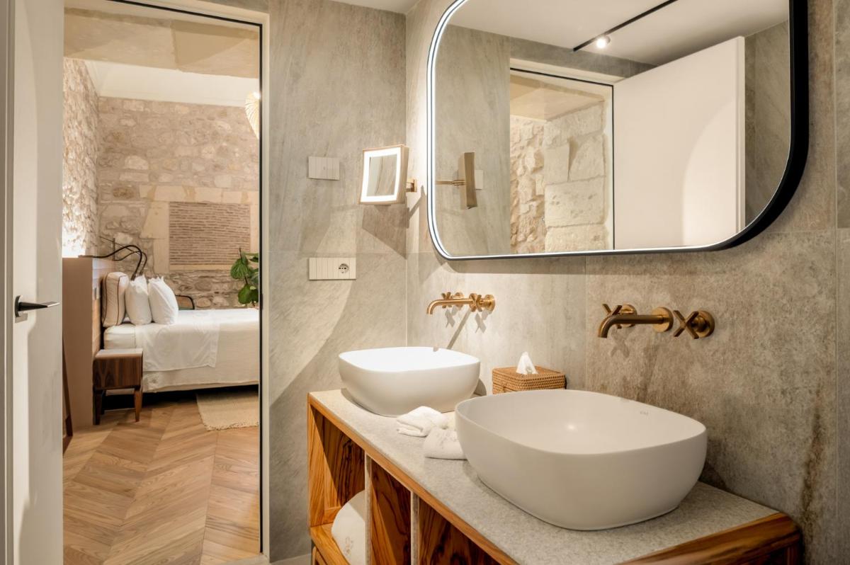 COOL DREAMS Luxury Rooms