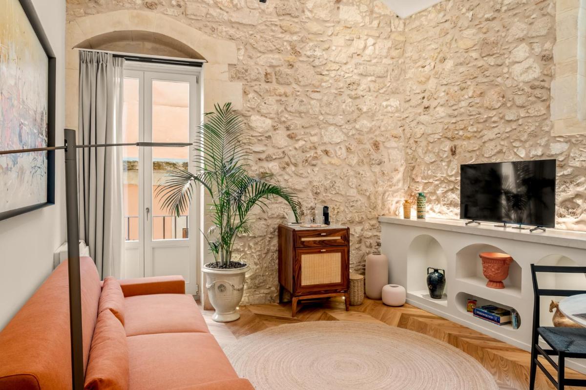 COOL DREAMS Luxury Rooms