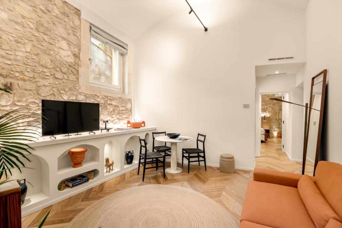 COOL DREAMS Luxury Rooms