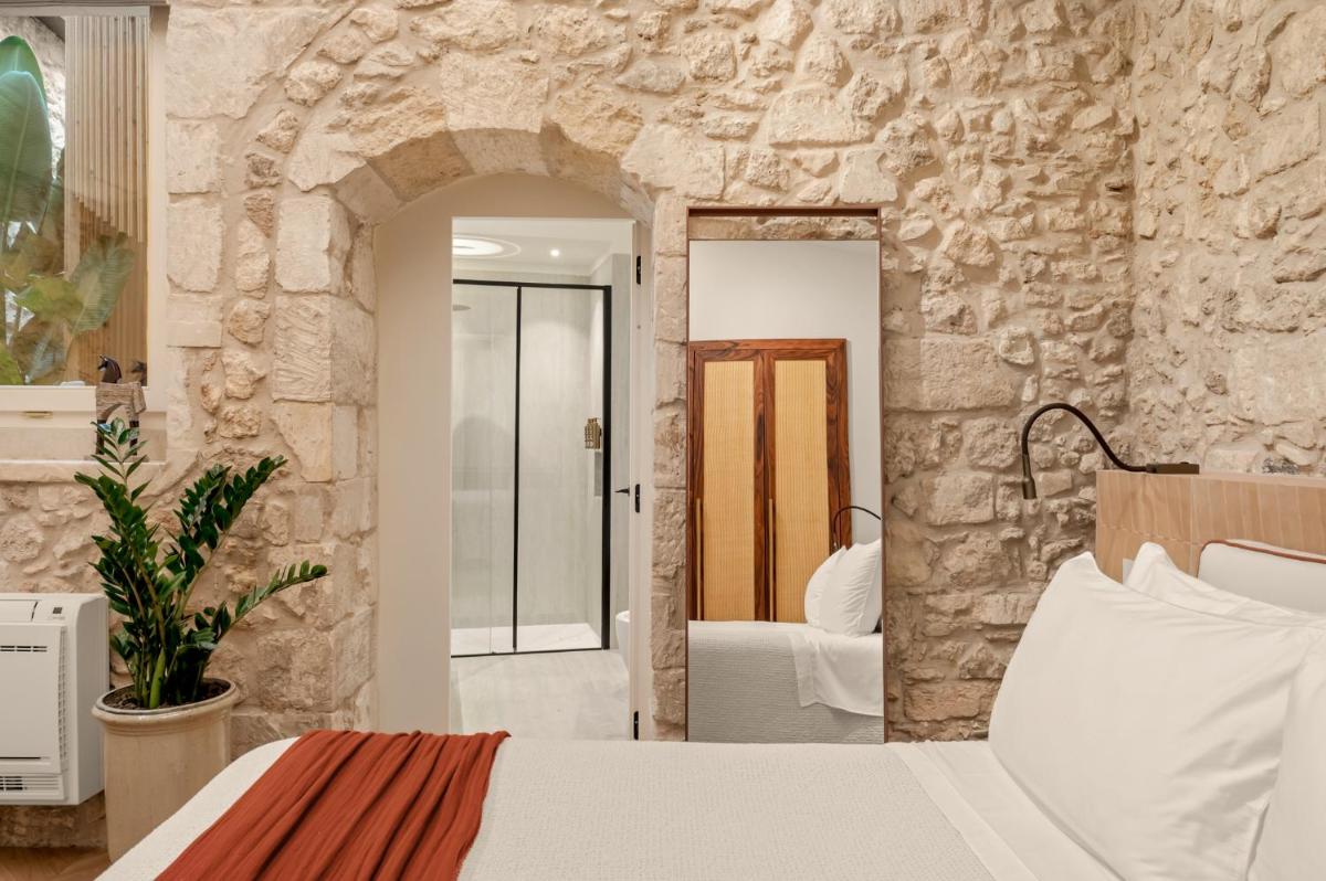 COOL DREAMS Luxury Rooms