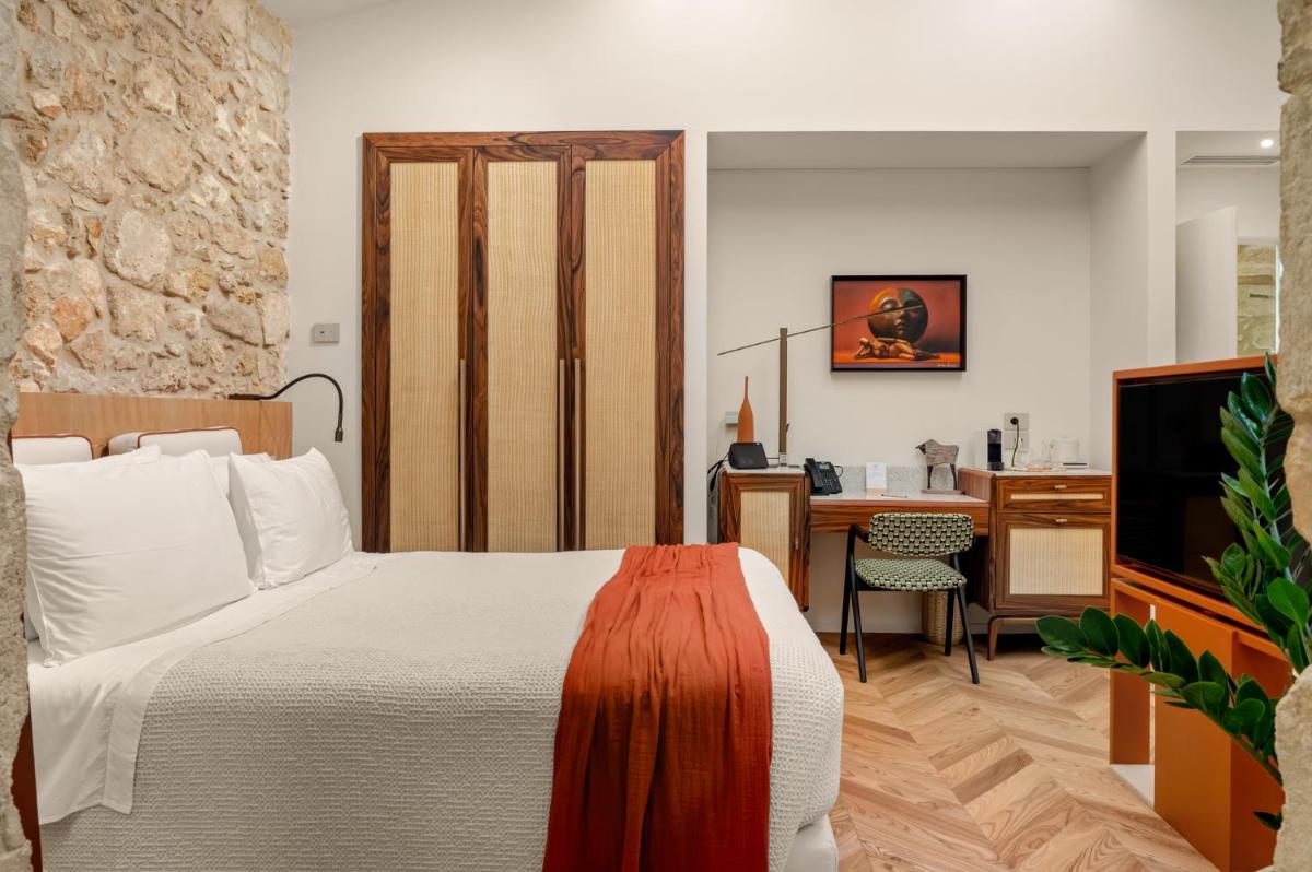 COOL DREAMS Luxury Rooms