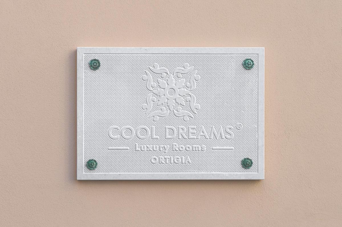 COOL DREAMS Luxury Rooms