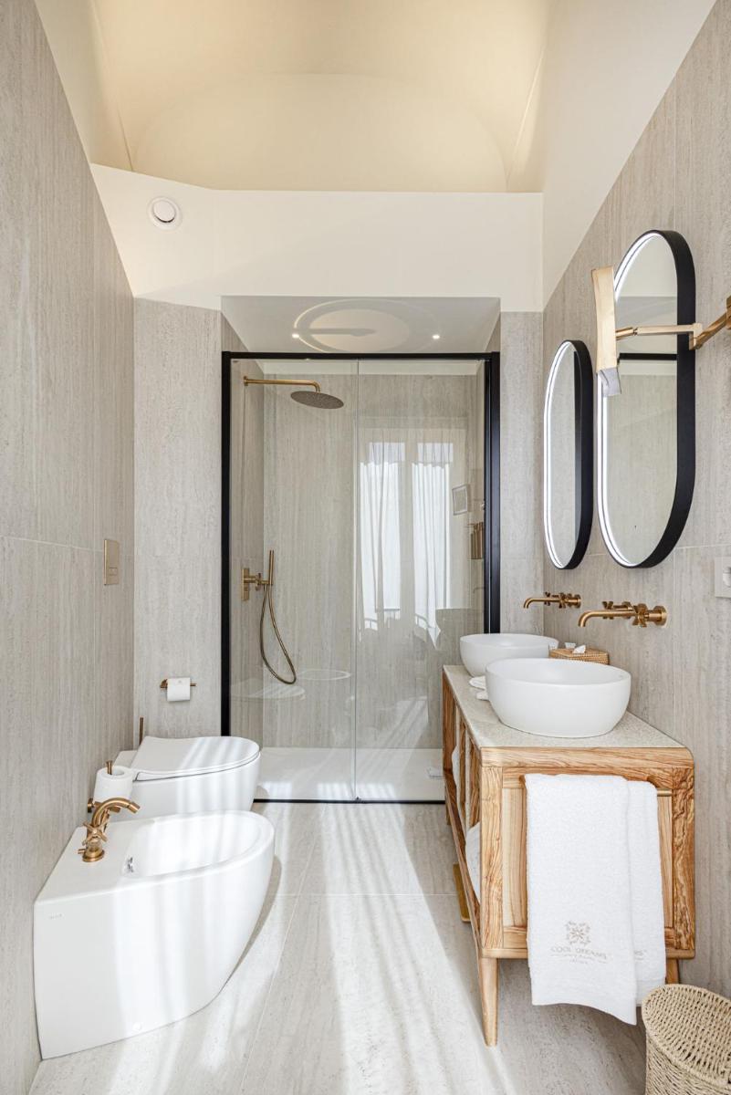 COOL DREAMS Luxury Rooms