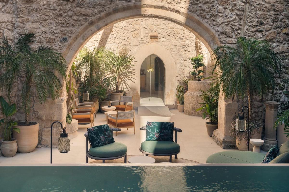 COOL DREAMS Luxury Rooms