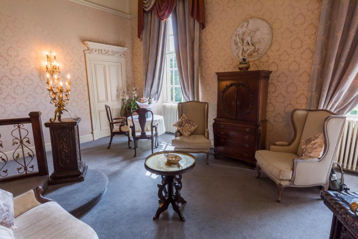 Coombe Abbey Hotel