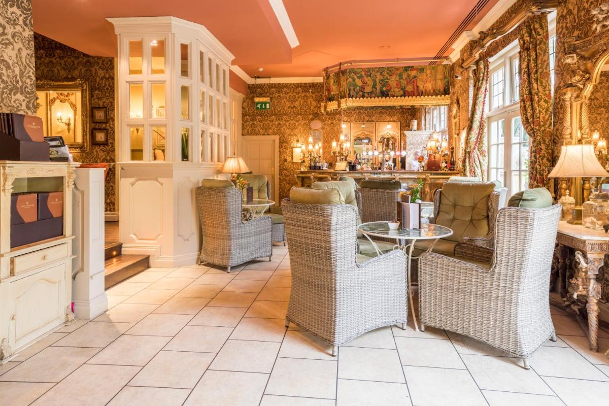 Coombe Abbey Hotel