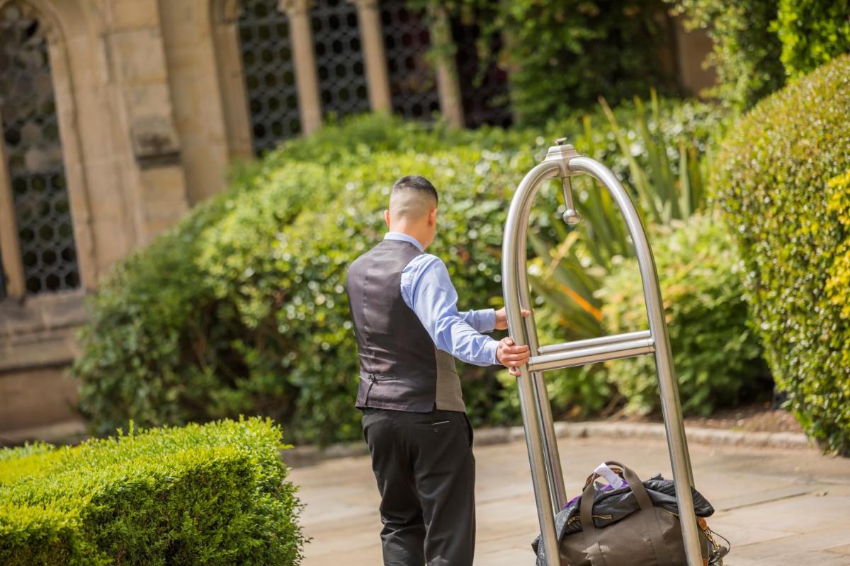 Coombe Abbey Hotel