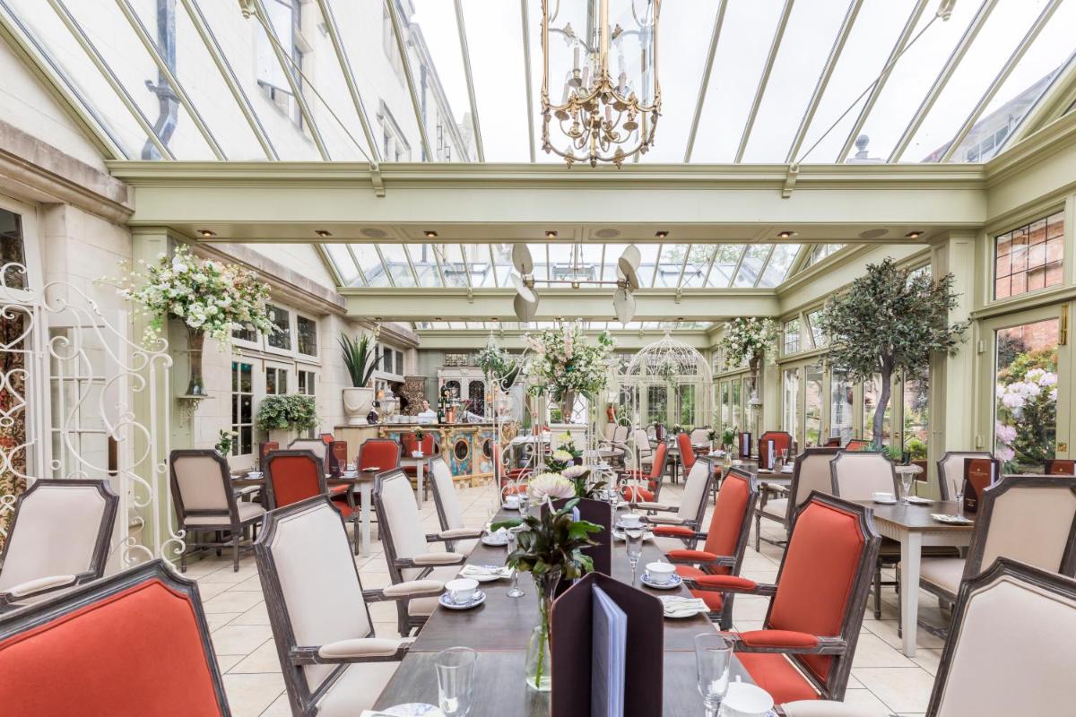 Coombe Abbey Hotel