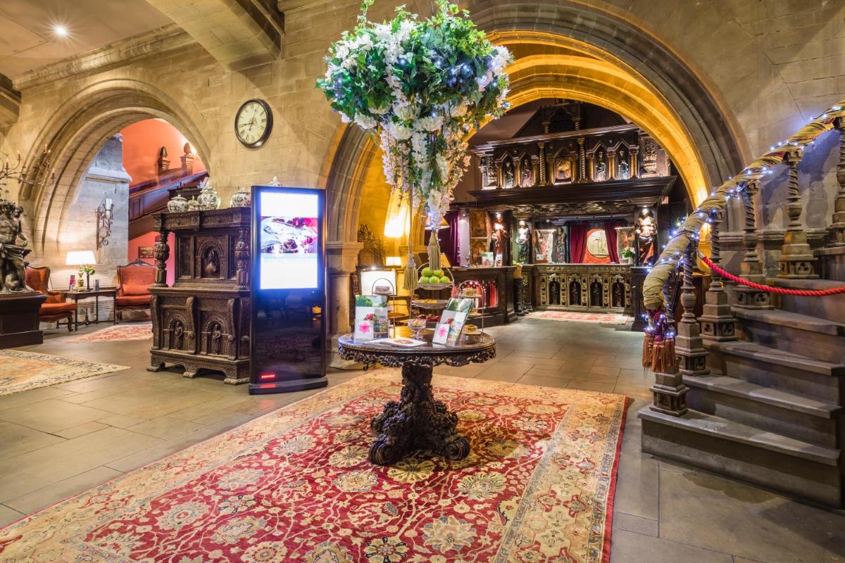 Coombe Abbey Hotel