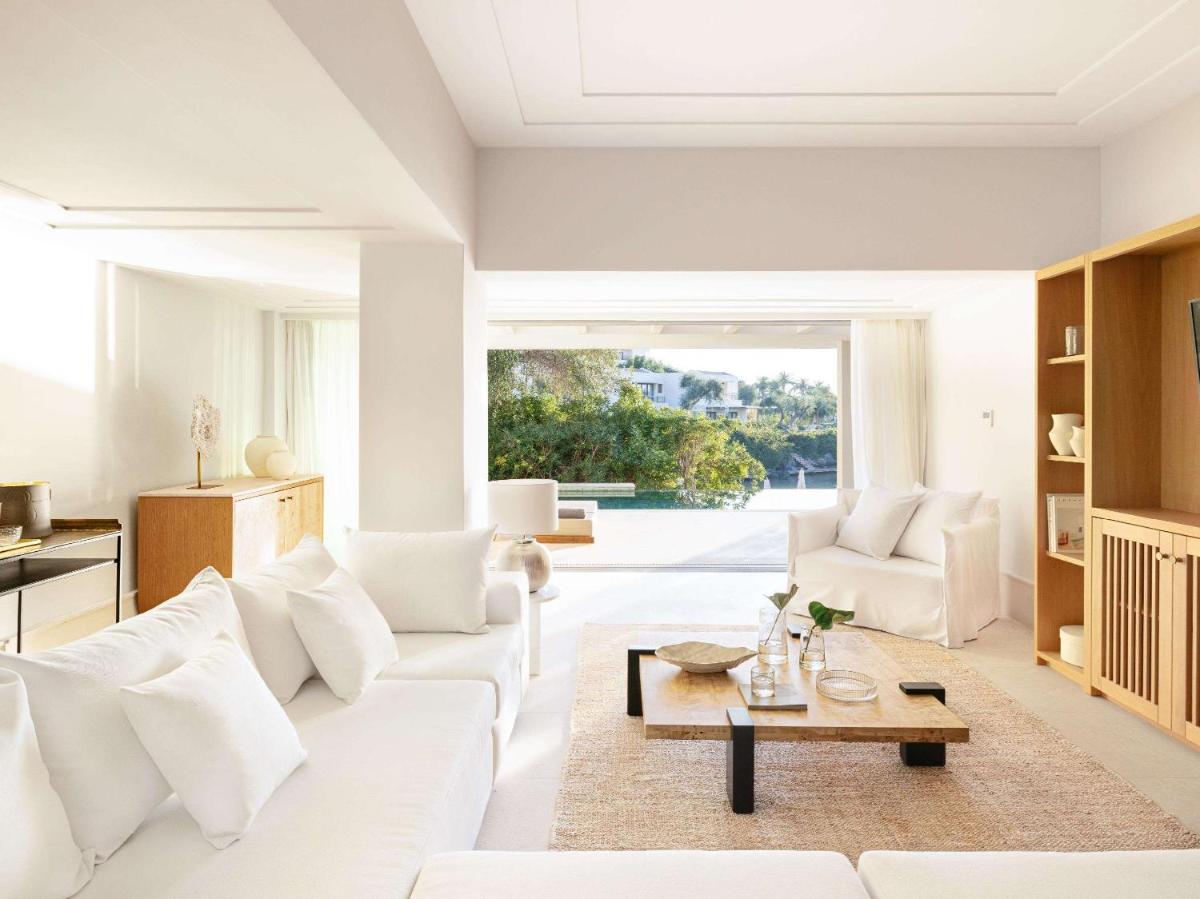 Corfu Imperial, A Resort to Live