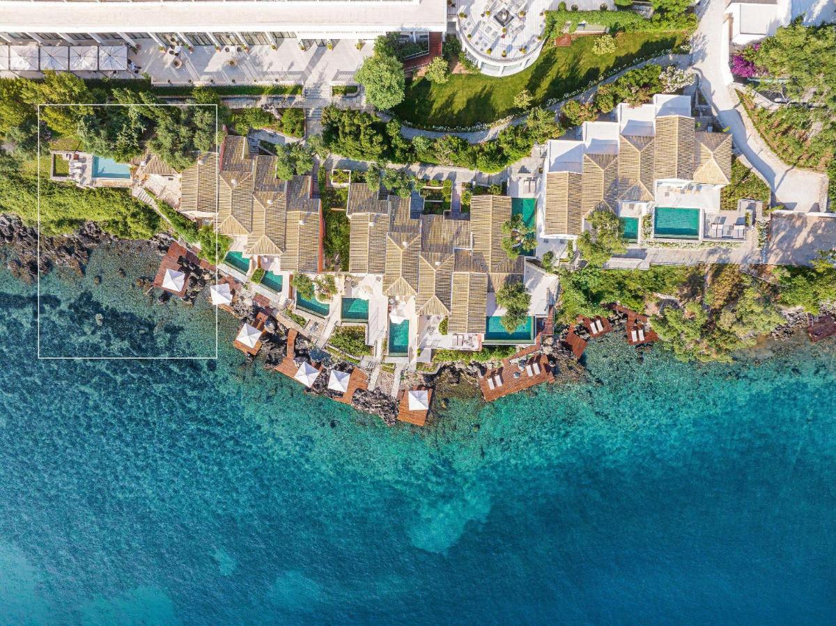 Corfu Imperial, A Resort to Live