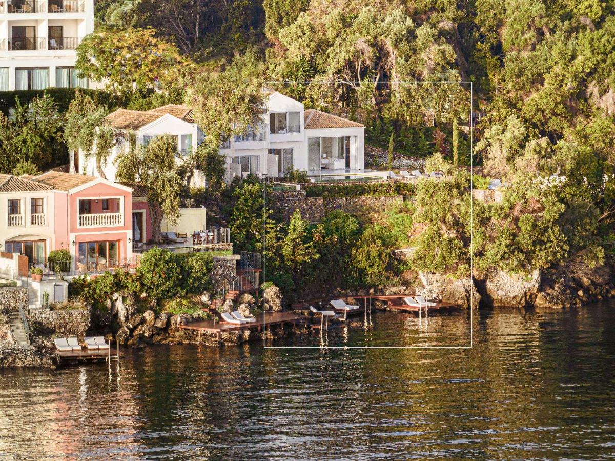 Corfu Imperial, A Resort to Live