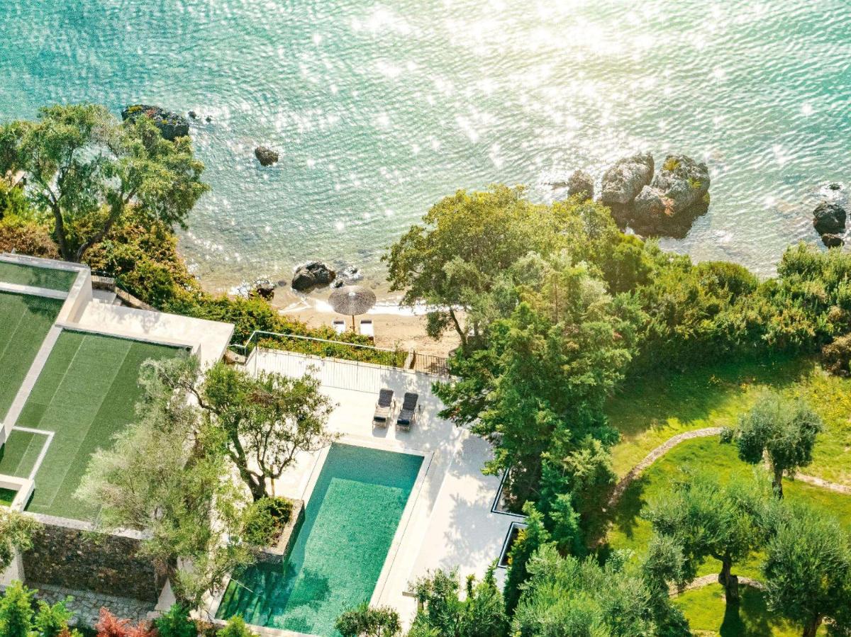 Corfu Imperial, A Resort to Live